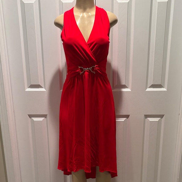 Kay Unger Dresses & Skirts - Kay Unger- Elegant Red Sleeveless Dress size 4
